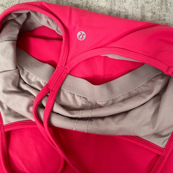 Lululemon Hot pink tank Size 6 - Picture 3 of 3